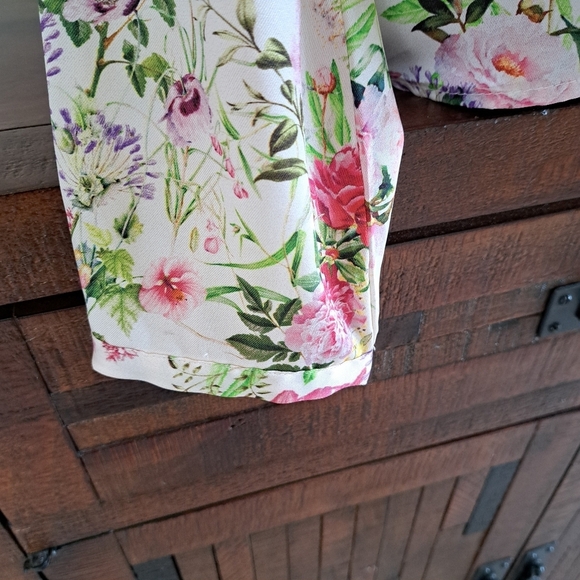 Zara Floral Blouse Women's Size Large Lightweight Top Colourful Long Sleeved - Picture 8 of 12